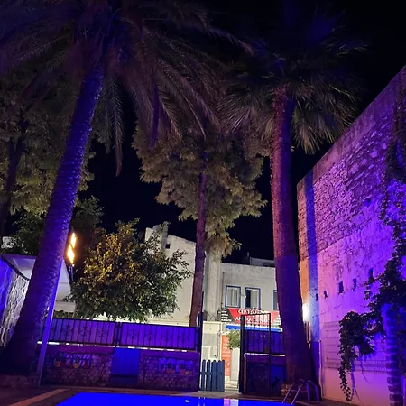 Kilavuz * 博德鲁姆